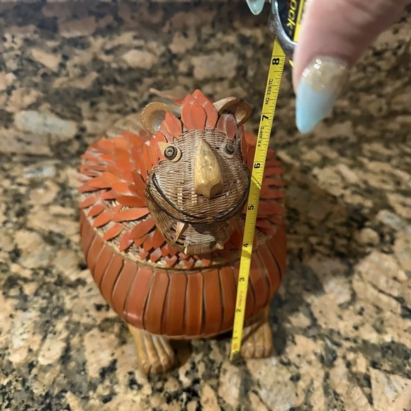 Vintage Shanghai Handicrafts Woven Wicker Wooden Foo Dog Red Lion Basket - Picture 5 of 16